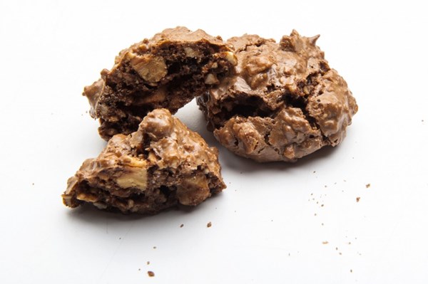 ‘Ugly but good’ chunky chocolate-hazelnut meringues