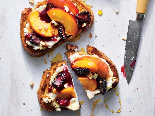 Ultimate breakfast toasts