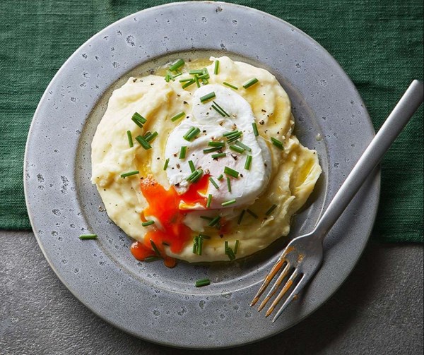 Ultimate cheesy mash with poached eggs