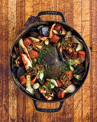 Ultimate oven clambake