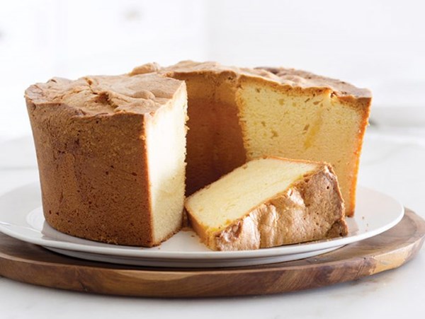Ultimate Southern cream cheese pound cake