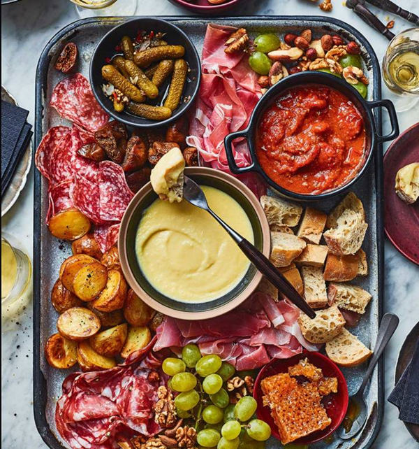 Ultimate 'suits anyone' fondue board