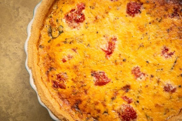 Ultimate tomato quiche