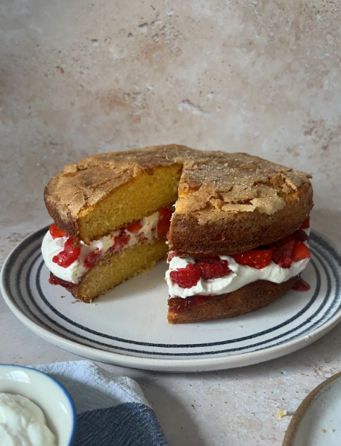 Ultimate Victoria sponge