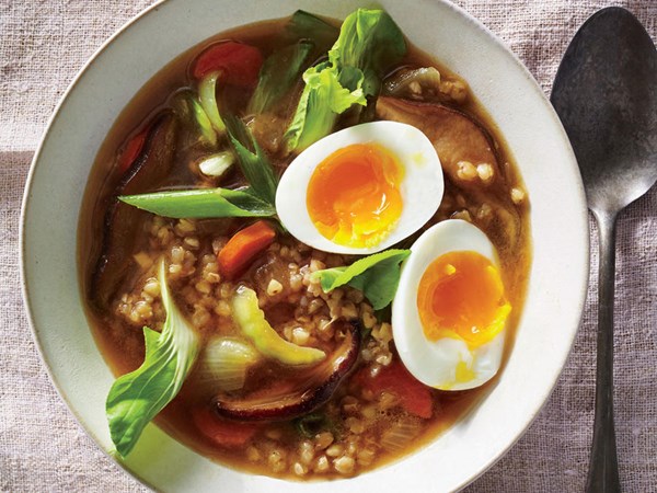 Umami broth with buckwheat and vegetables