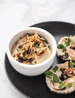 Unforgettable French onion dip