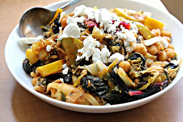 Unstuffed cabbage with chickpeas, zucchini, Swiss chard and bulgur