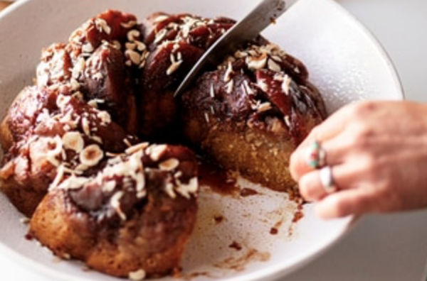 Upside-down apple hazelnut butter cake with ice cream