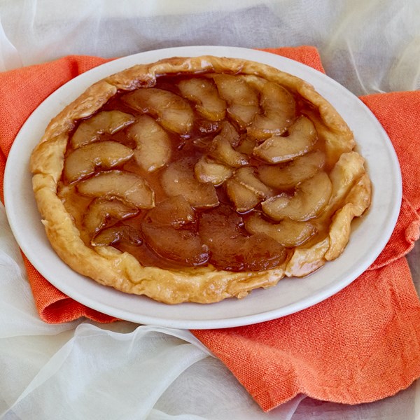 Upside-down apple tart (Tarte Tatin)