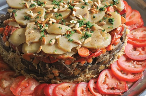 "Upside-down" casserole (Maqlooba)