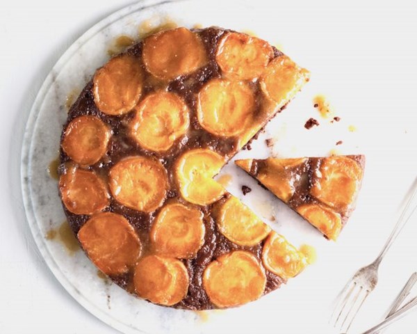 Upside-down chocolate apricot cake