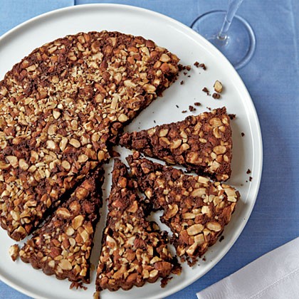 Upside-down fudge-almond tart