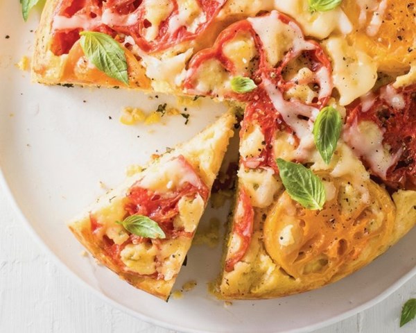 Upside-down heirloom tomato cornbread
