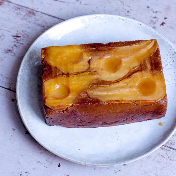 Upside-down pear cake