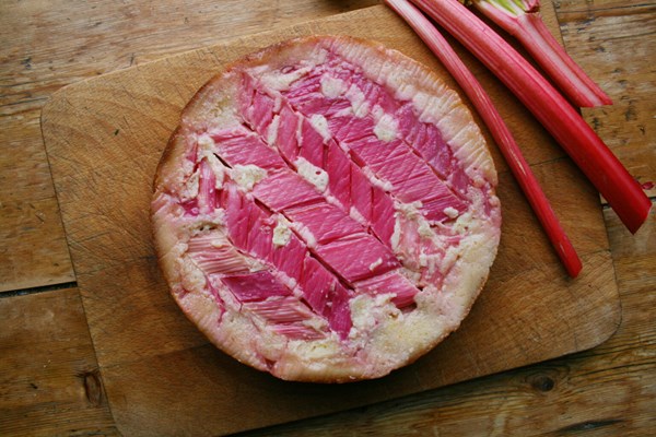 Upside-down rhubarb cake
