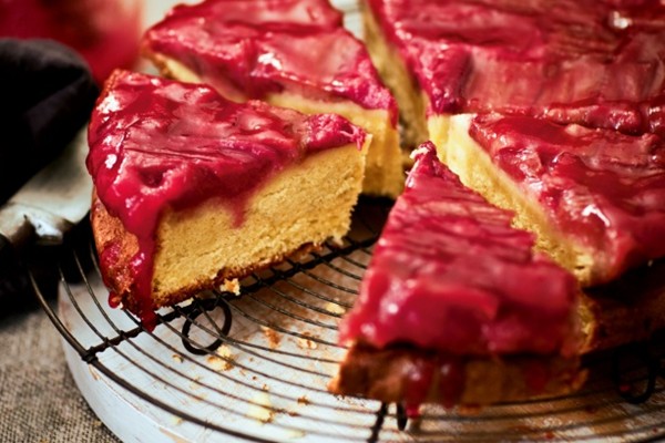 Upside-down rhubarb, ginger & almond cake
