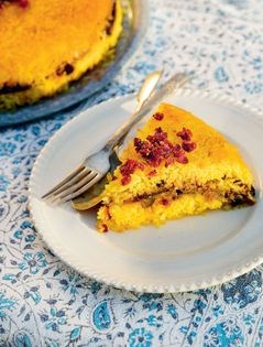 Upside-down saffron rice cake, two ways: the one with saffron chicken (Tahchin-e morgh)