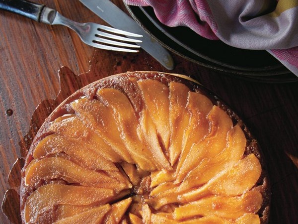 Upside-down skillet corn cake (1 batter, 5 different fruits, 5 different cakes)