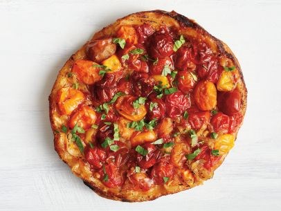 Upside-down tomato tart