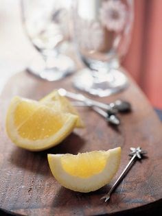 Upsy-daisy lemonade