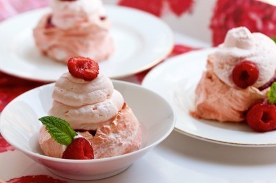 Valentine's Day cream-and-crunch puffs
