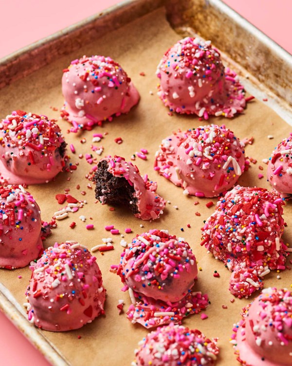 Valentine's day Oreo truffles