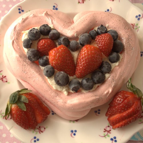 Valentine's Day Pavlova