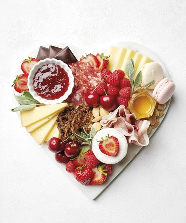 Valentine's Day sweetheart board 