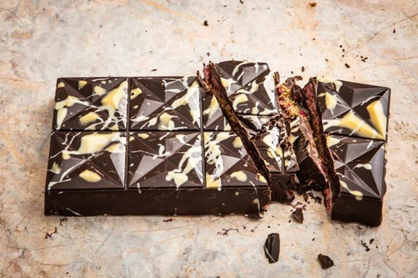 Valentine's Dubai chocolate bar