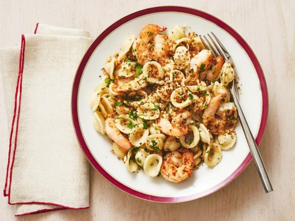 Valerie Bertinelli’s shrimp scampi with orecchiette 