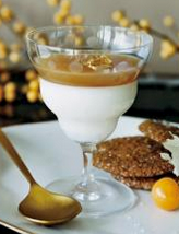 Vanilla-and-cider panna cottas with spiced ginger cookies