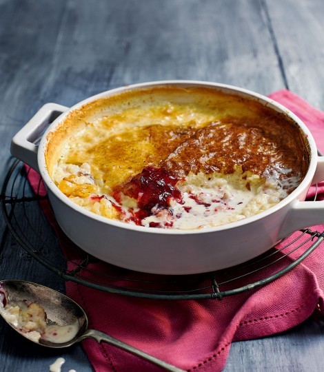 Vanilla and nutmeg baked rice pudding