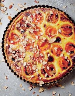 Vanilla apricot tart