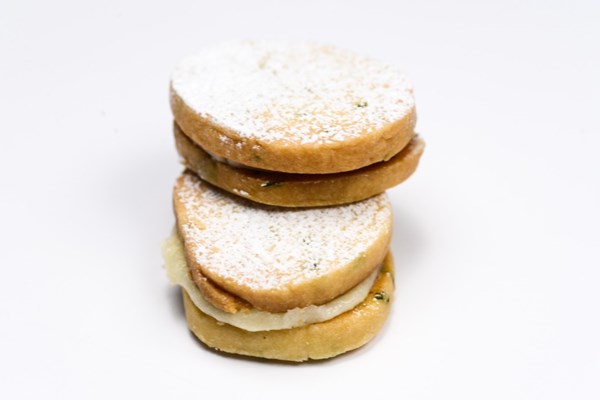Vanilla basil shorties