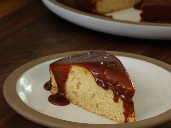 Vanilla bean cake with salted caramel sauce [Valerie Gordon]
