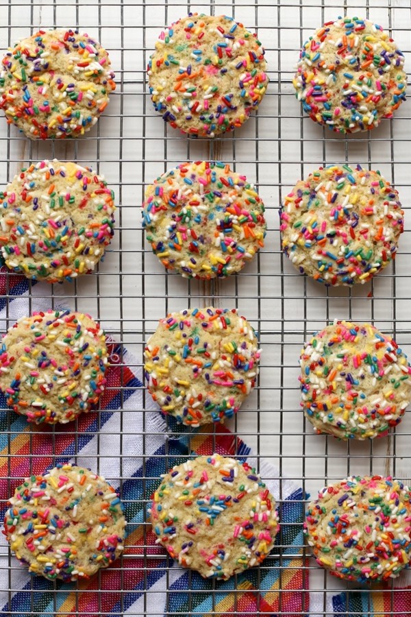 Vanilla bean confetti cookies