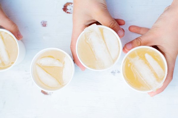 Vanilla bean lemonade