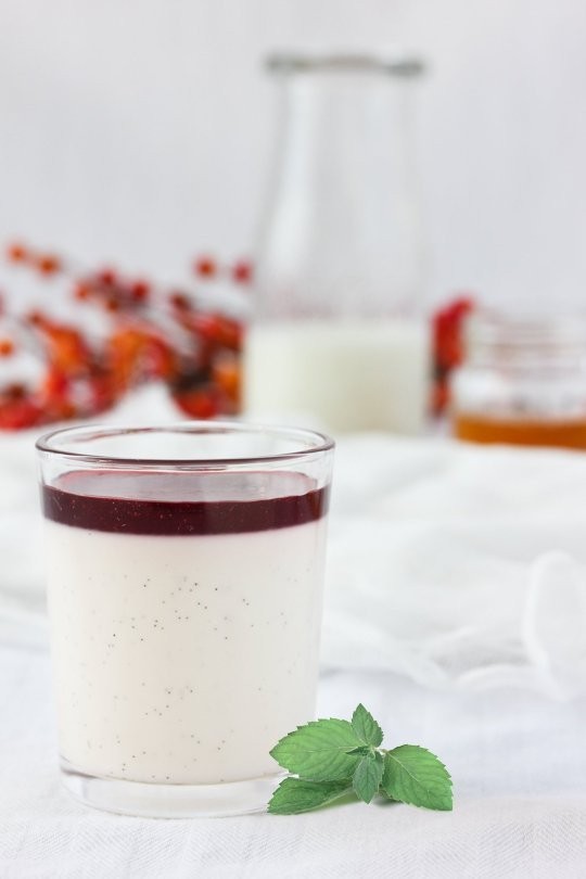 Vanilla bean panna cotta with mixed berry compote