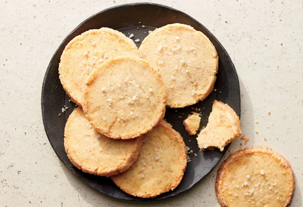 Vanilla-brown butter sablé cookies