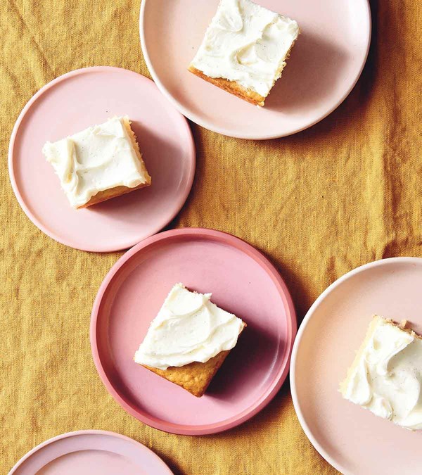 Vanilla buttermilk cake