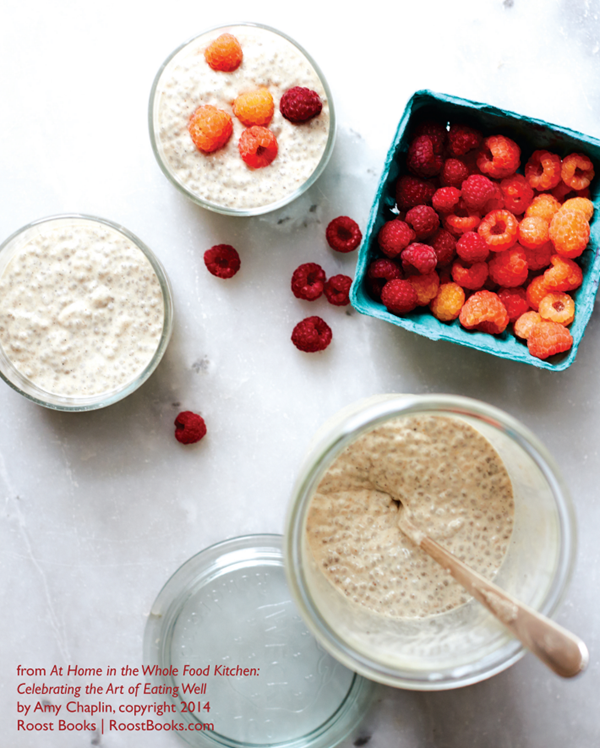 Vanilla chia pudding