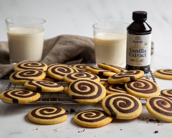 Vanilla-chocolate pinwheel cookies
