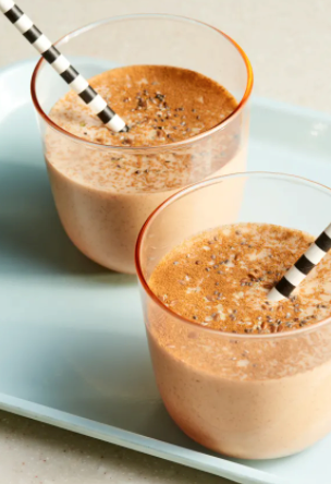 Vanilla cinnamon date shake