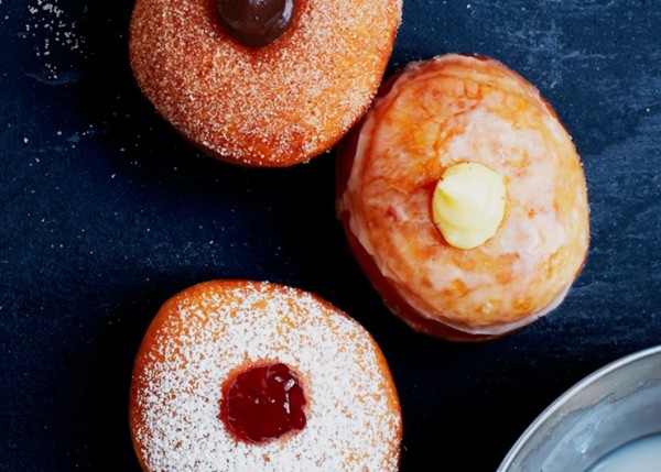 Vanilla cream filling for sufganiyot