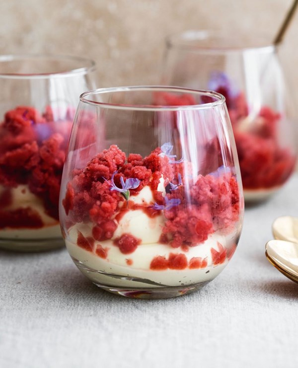 Vanilla cream with strawberry & horopito granita