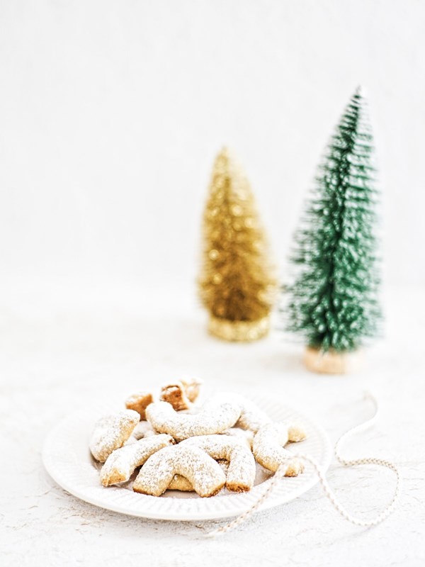 Vanilla crescent cookies (Vanillekipferl)