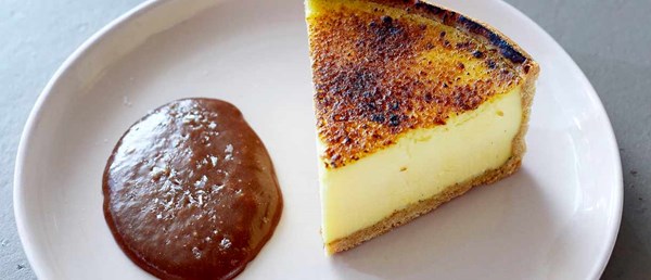 Vanilla custard tart and smoked butter caramel