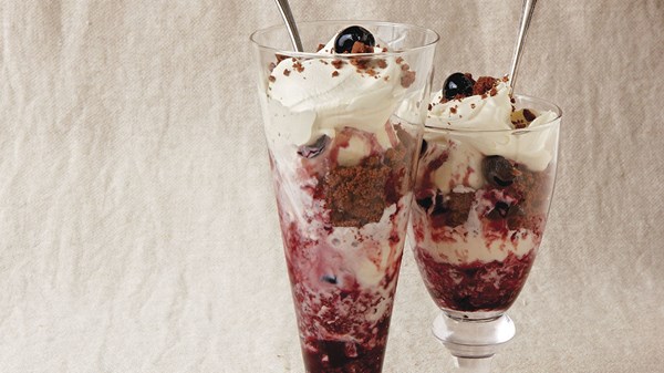Vanilla ice cream streusel sundaes with candied cherries