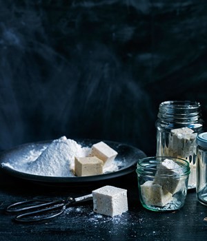 Vanilla malt marshmallows