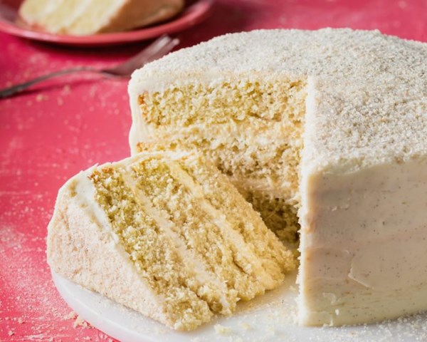 Vanilla malted milk cake